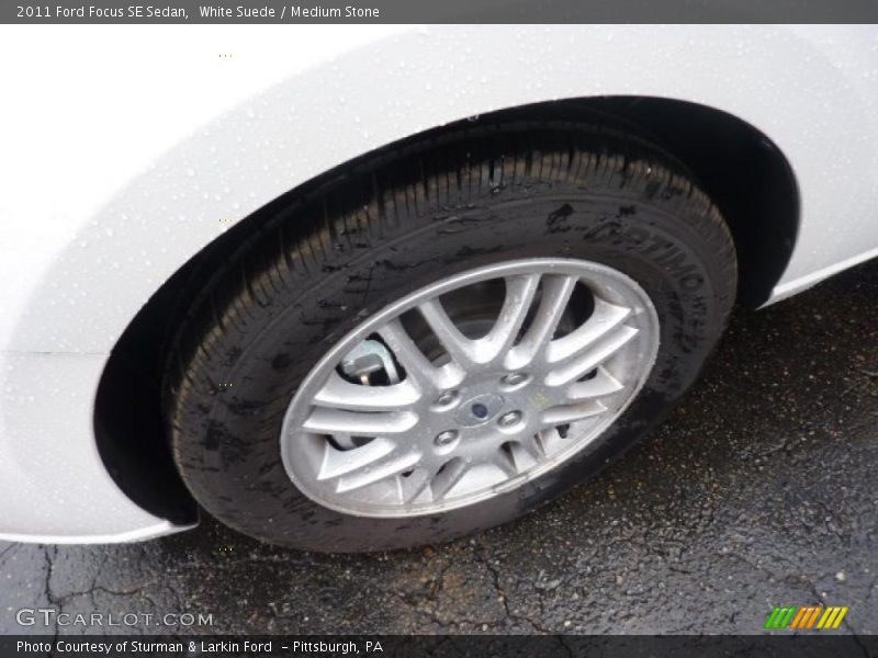 White Suede / Medium Stone 2011 Ford Focus SE Sedan