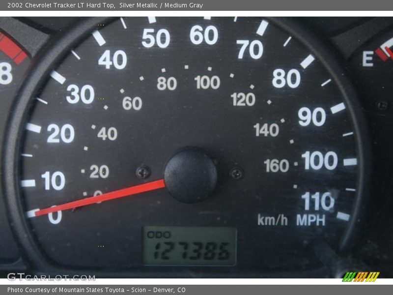 Silver Metallic / Medium Gray 2002 Chevrolet Tracker LT Hard Top