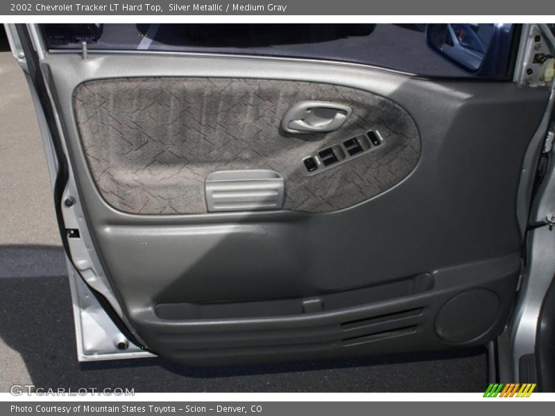 Silver Metallic / Medium Gray 2002 Chevrolet Tracker LT Hard Top