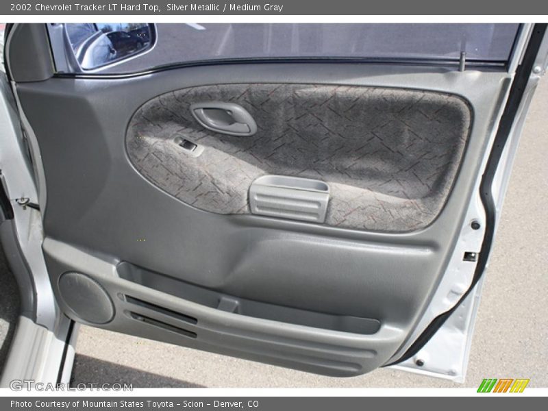 Silver Metallic / Medium Gray 2002 Chevrolet Tracker LT Hard Top