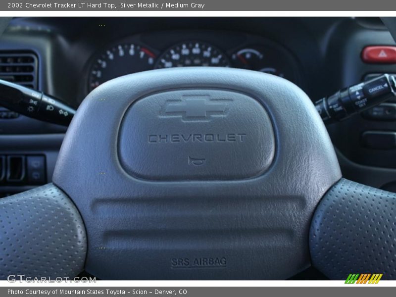 Silver Metallic / Medium Gray 2002 Chevrolet Tracker LT Hard Top
