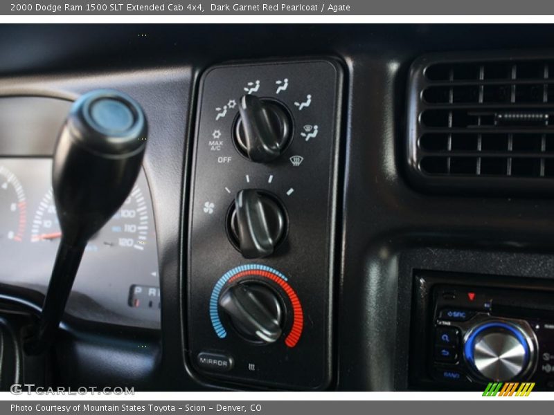 Controls of 2000 Ram 1500 SLT Extended Cab 4x4