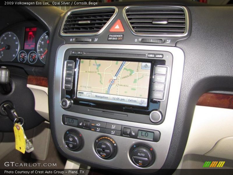 Navigation of 2009 Eos Lux
