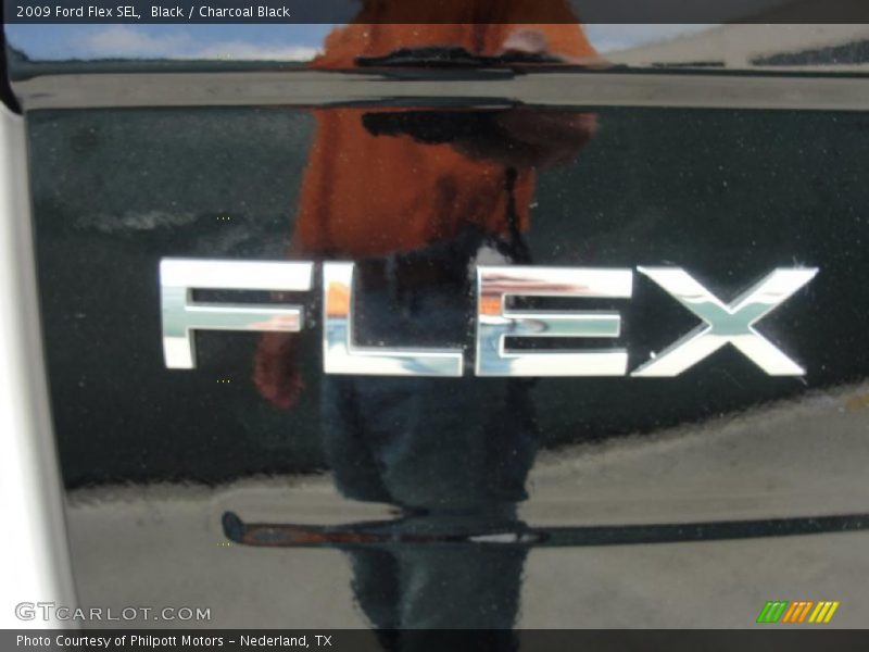 Black / Charcoal Black 2009 Ford Flex SEL