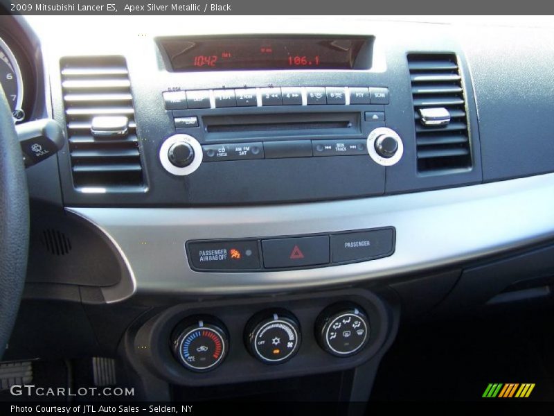 Apex Silver Metallic / Black 2009 Mitsubishi Lancer ES