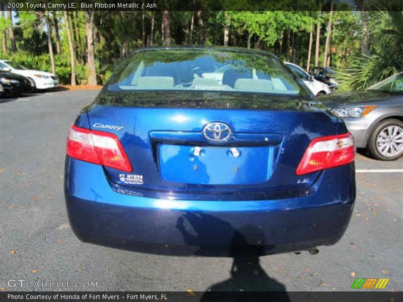 Blue Ribbon Metallic / Ash 2009 Toyota Camry LE