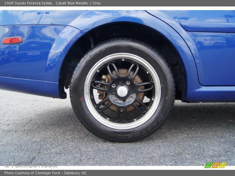 Cobalt Blue Metallic / Grey 2006 Suzuki Forenza Sedan