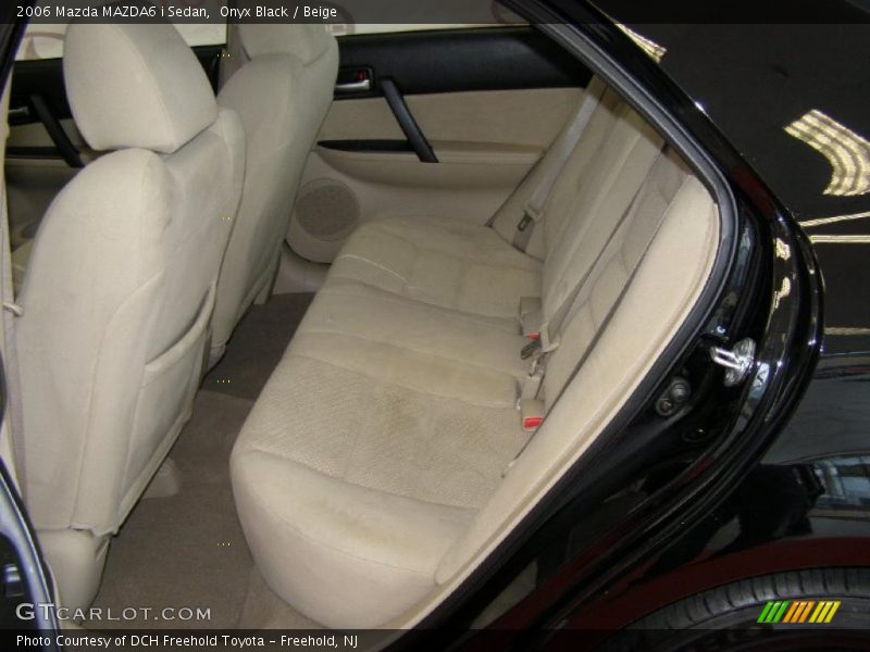 Onyx Black / Beige 2006 Mazda MAZDA6 i Sedan