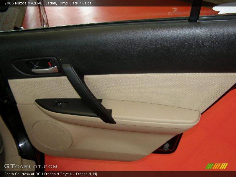 Onyx Black / Beige 2006 Mazda MAZDA6 i Sedan