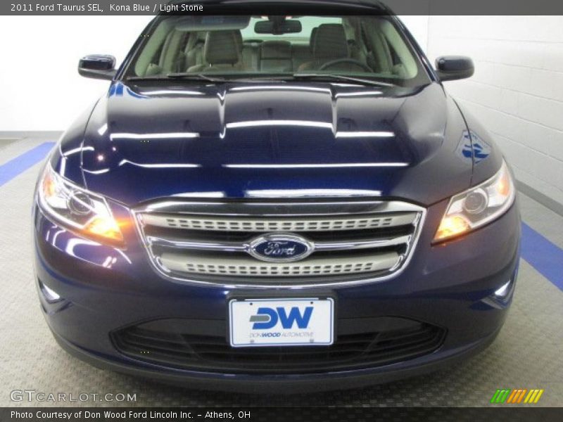 Kona Blue / Light Stone 2011 Ford Taurus SEL