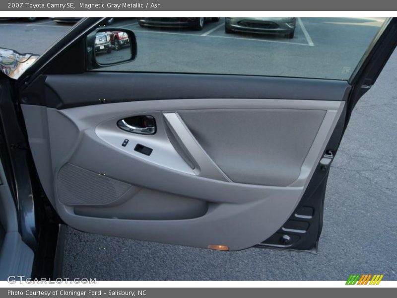 Magnetic Gray Metallic / Ash 2007 Toyota Camry SE