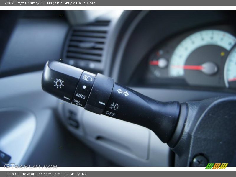 Magnetic Gray Metallic / Ash 2007 Toyota Camry SE