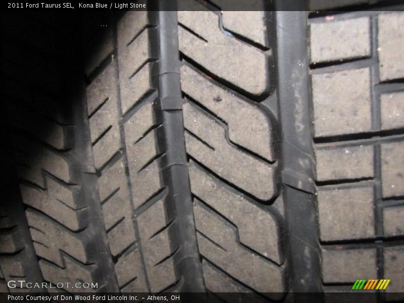 Kona Blue / Light Stone 2011 Ford Taurus SEL