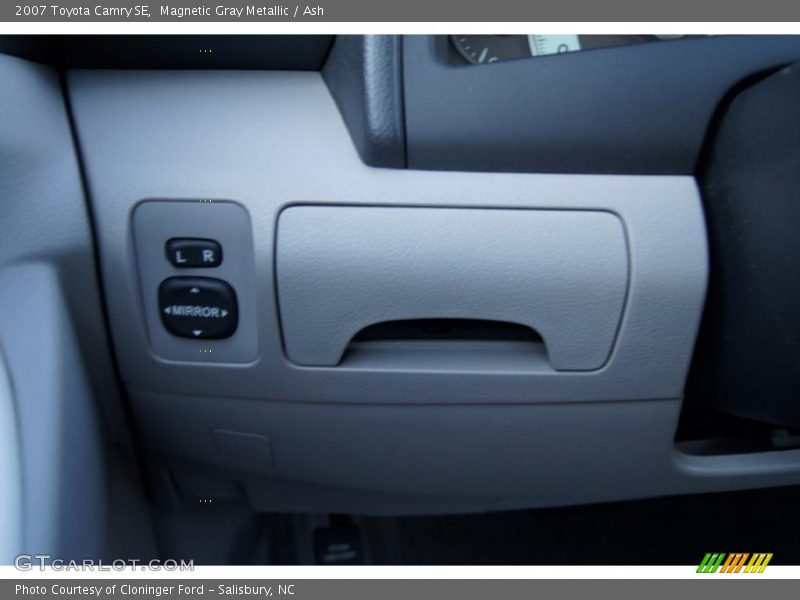 Magnetic Gray Metallic / Ash 2007 Toyota Camry SE