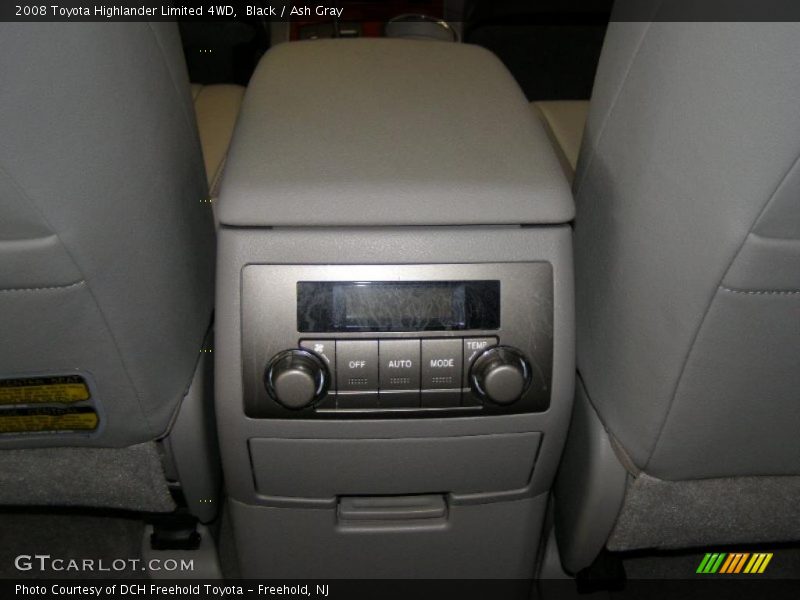 Black / Ash Gray 2008 Toyota Highlander Limited 4WD