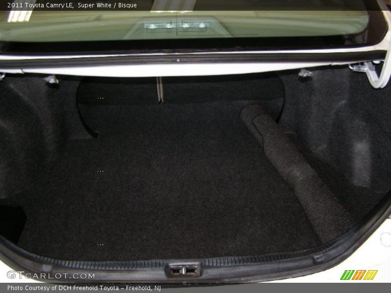 Super White / Bisque 2011 Toyota Camry LE