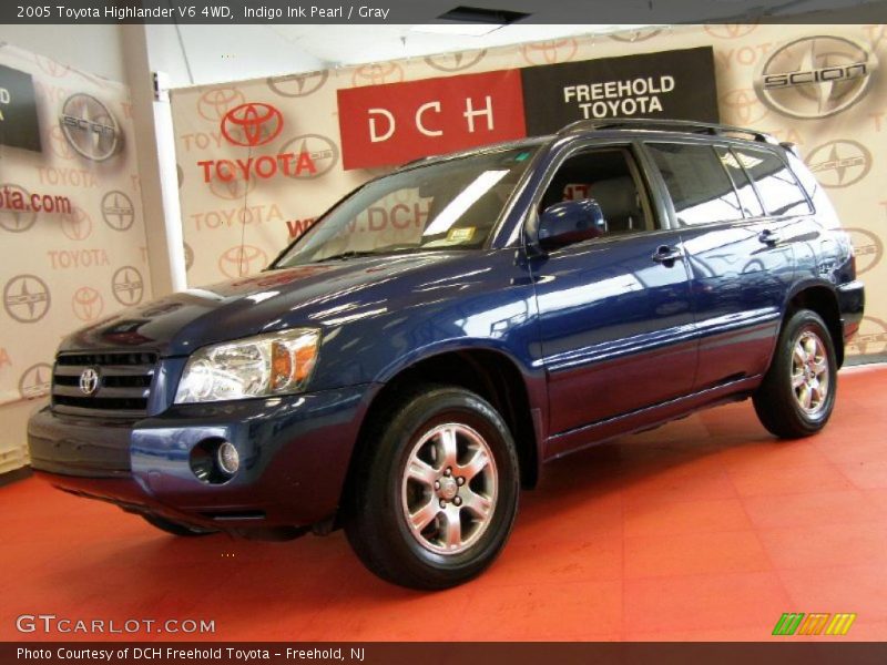 Indigo Ink Pearl / Gray 2005 Toyota Highlander V6 4WD