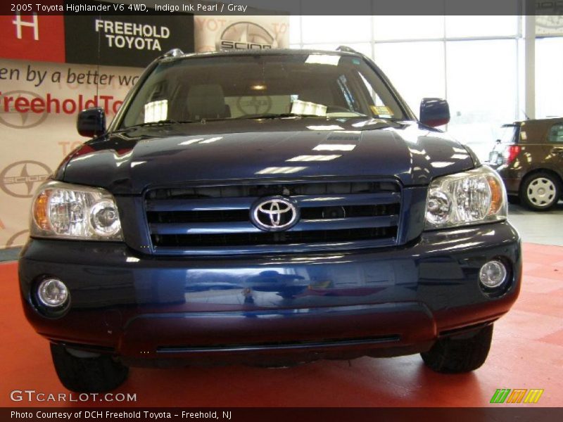 Indigo Ink Pearl / Gray 2005 Toyota Highlander V6 4WD