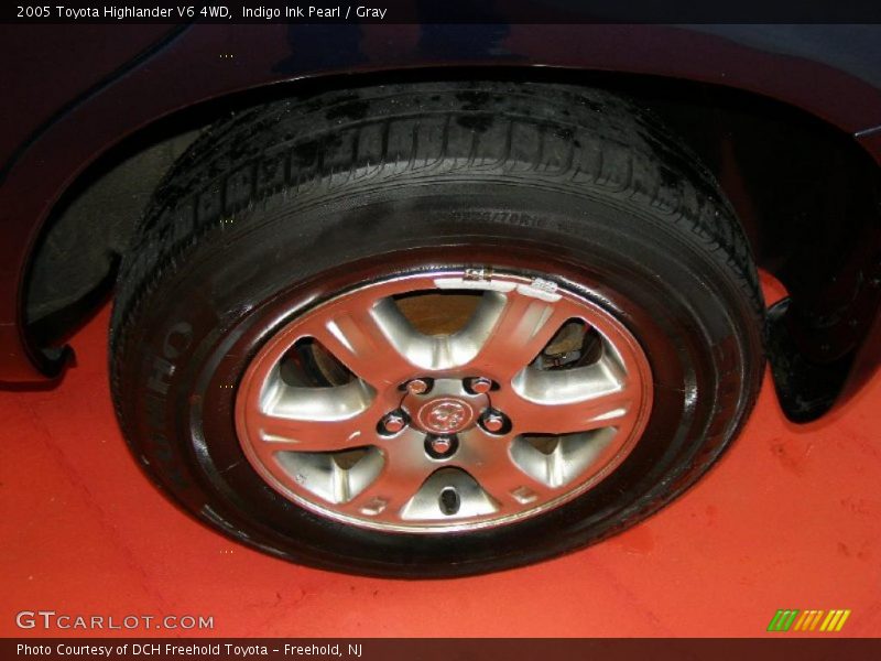 Indigo Ink Pearl / Gray 2005 Toyota Highlander V6 4WD