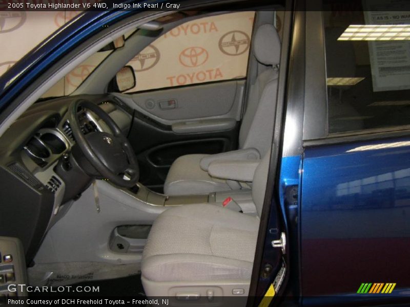 Indigo Ink Pearl / Gray 2005 Toyota Highlander V6 4WD