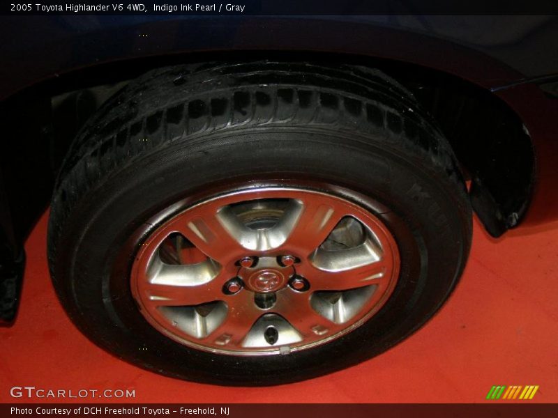 Indigo Ink Pearl / Gray 2005 Toyota Highlander V6 4WD