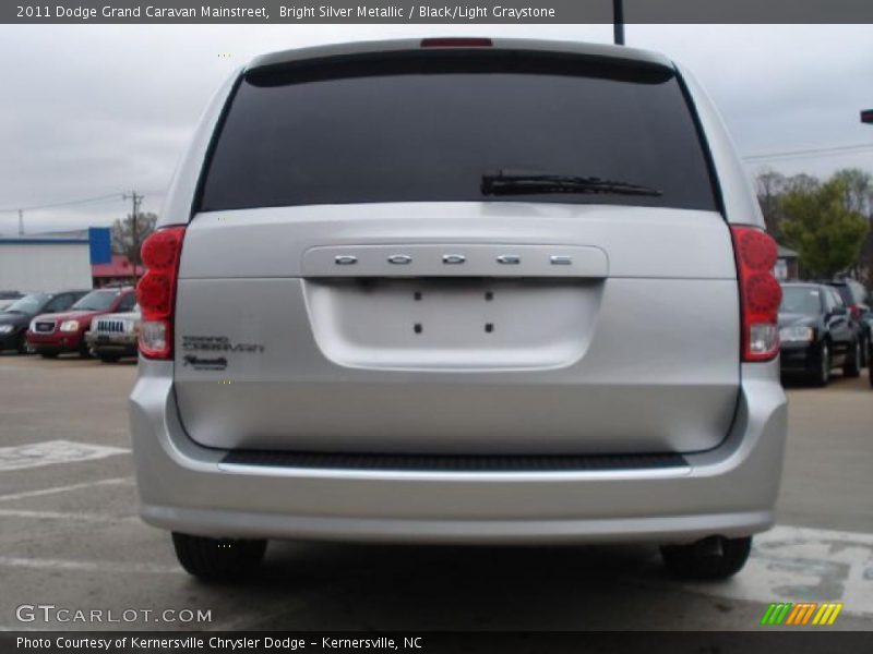 Bright Silver Metallic / Black/Light Graystone 2011 Dodge Grand Caravan Mainstreet
