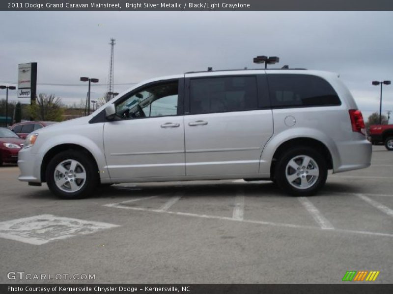 Bright Silver Metallic / Black/Light Graystone 2011 Dodge Grand Caravan Mainstreet