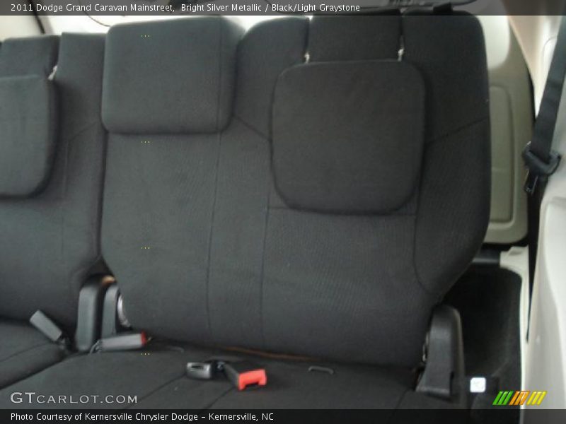 Bright Silver Metallic / Black/Light Graystone 2011 Dodge Grand Caravan Mainstreet