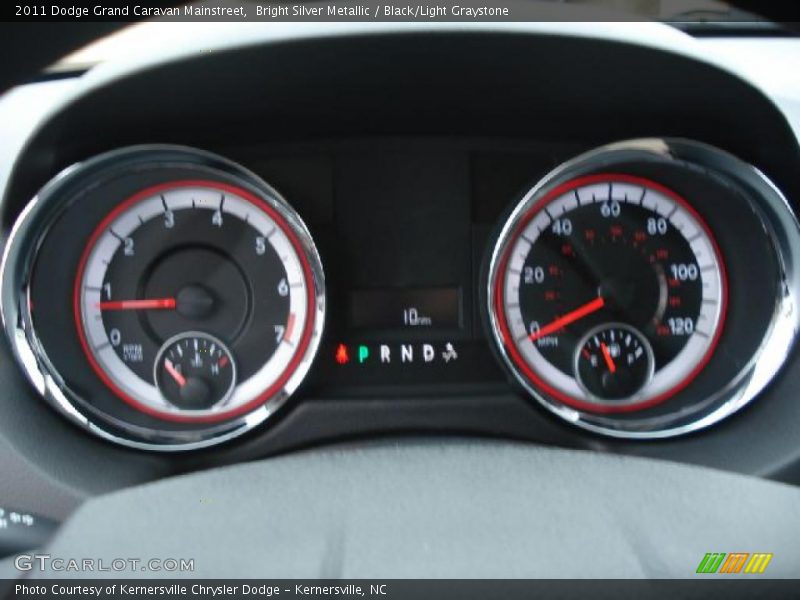 Bright Silver Metallic / Black/Light Graystone 2011 Dodge Grand Caravan Mainstreet
