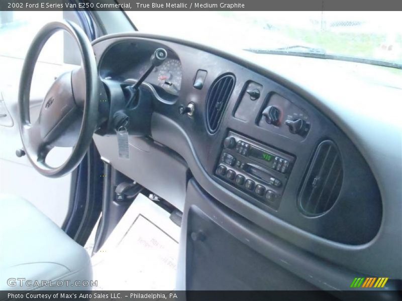 True Blue Metallic / Medium Graphite 2002 Ford E Series Van E250 Commercial