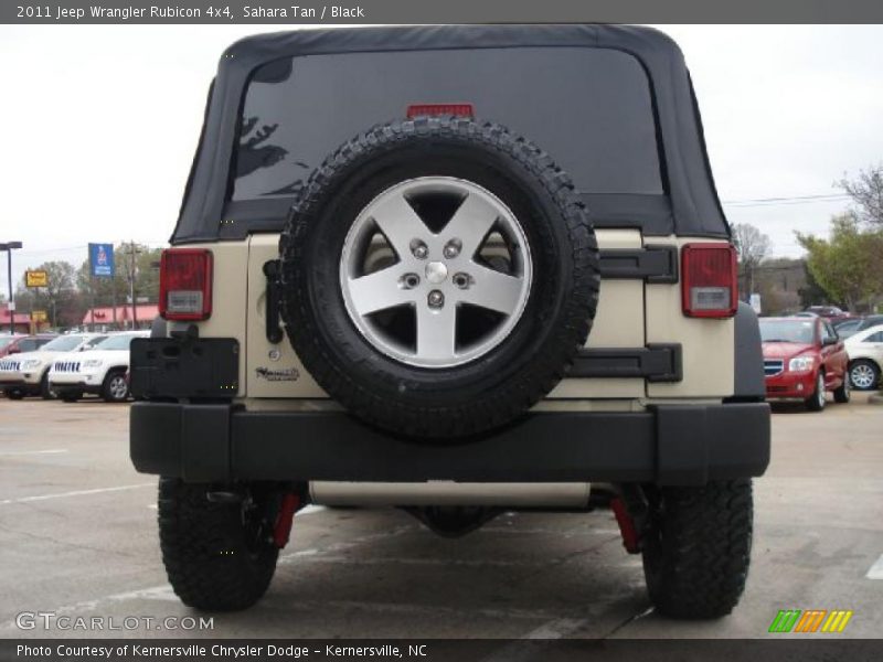 Sahara Tan / Black 2011 Jeep Wrangler Rubicon 4x4