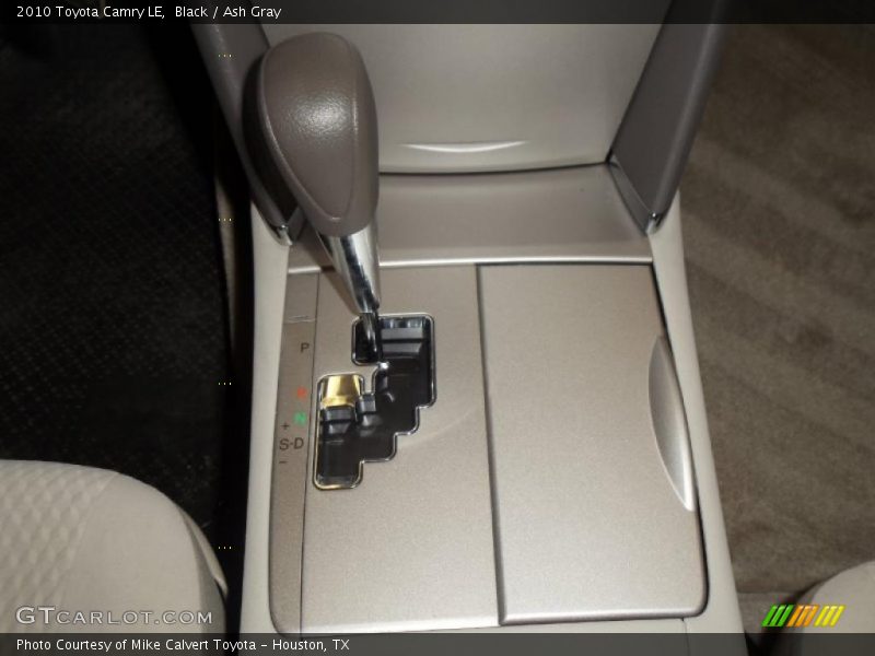 Black / Ash Gray 2010 Toyota Camry LE