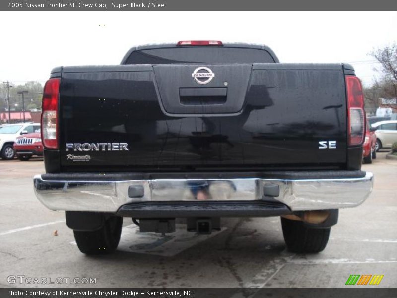 Super Black / Steel 2005 Nissan Frontier SE Crew Cab
