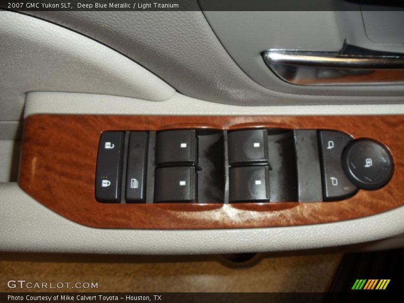 Deep Blue Metallic / Light Titanium 2007 GMC Yukon SLT