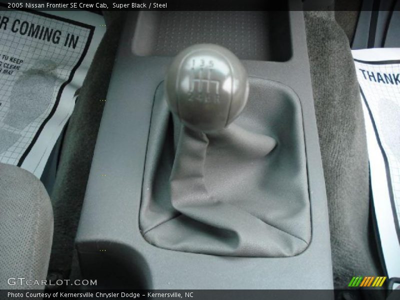 Super Black / Steel 2005 Nissan Frontier SE Crew Cab