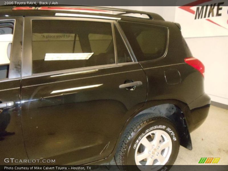 Black / Ash 2006 Toyota RAV4