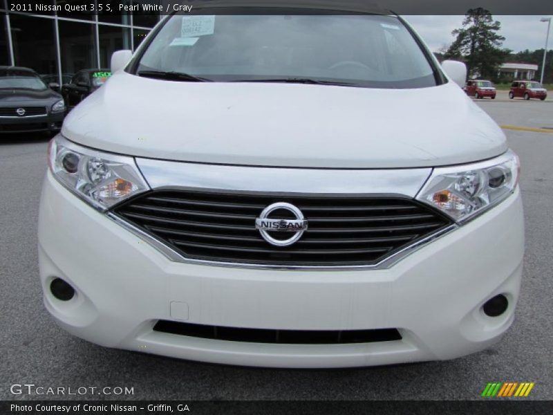 Pearl White / Gray 2011 Nissan Quest 3.5 S