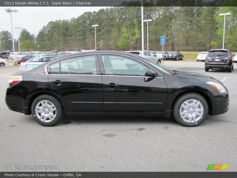 Super Black / Charcoal 2011 Nissan Altima 2.5 S