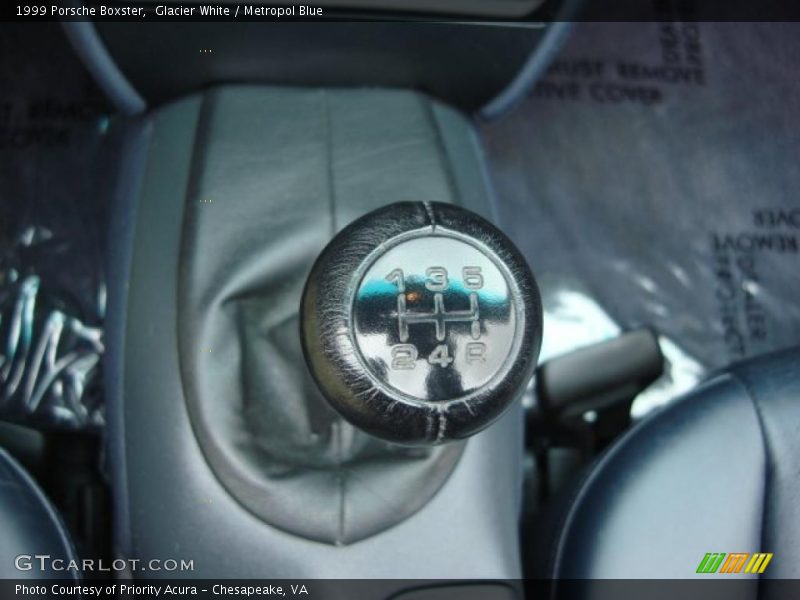 Glacier White / Metropol Blue 1999 Porsche Boxster