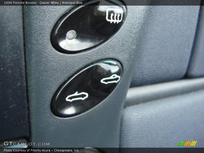 Glacier White / Metropol Blue 1999 Porsche Boxster