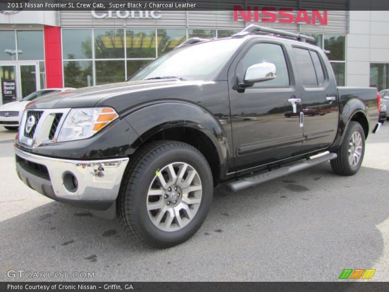 Super Black / Charcoal Leather 2011 Nissan Frontier SL Crew Cab
