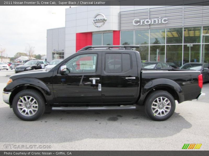 Super Black / Charcoal Leather 2011 Nissan Frontier SL Crew Cab