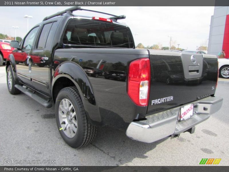 Super Black / Charcoal Leather 2011 Nissan Frontier SL Crew Cab