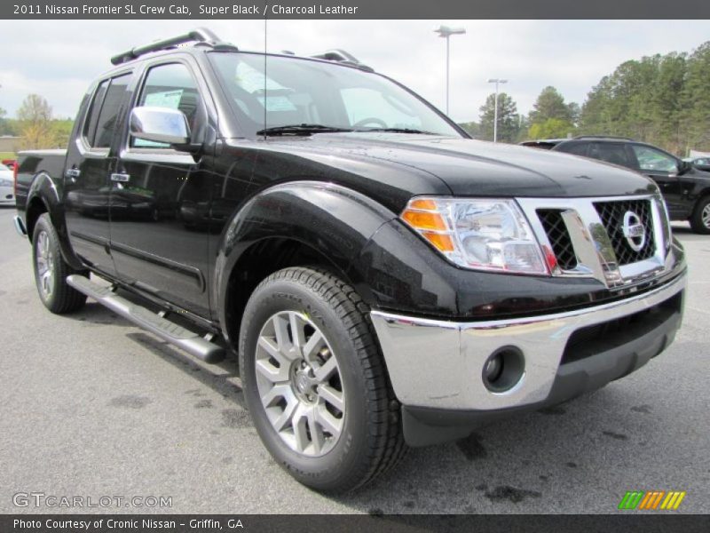 Super Black / Charcoal Leather 2011 Nissan Frontier SL Crew Cab