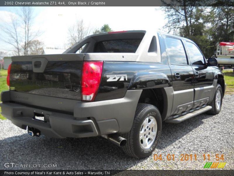 Onyx Black / Graphite 2002 Chevrolet Avalanche Z71 4x4
