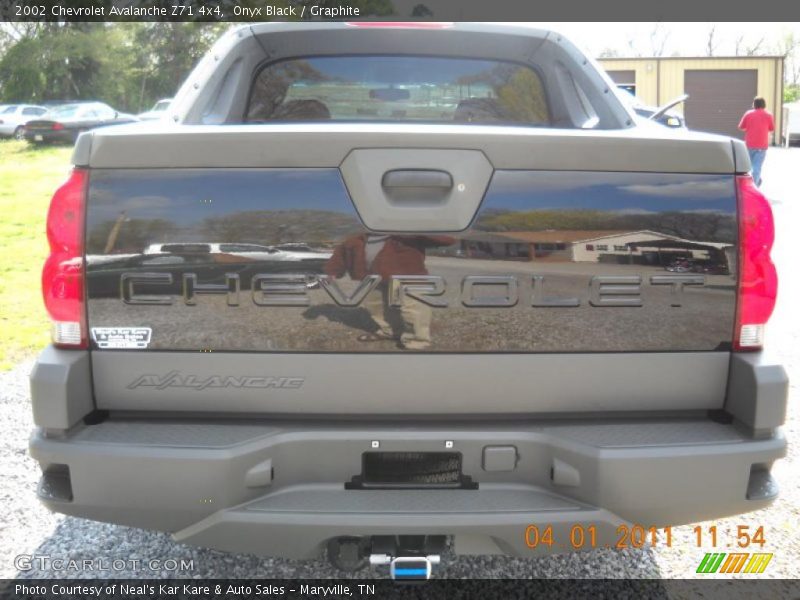Onyx Black / Graphite 2002 Chevrolet Avalanche Z71 4x4