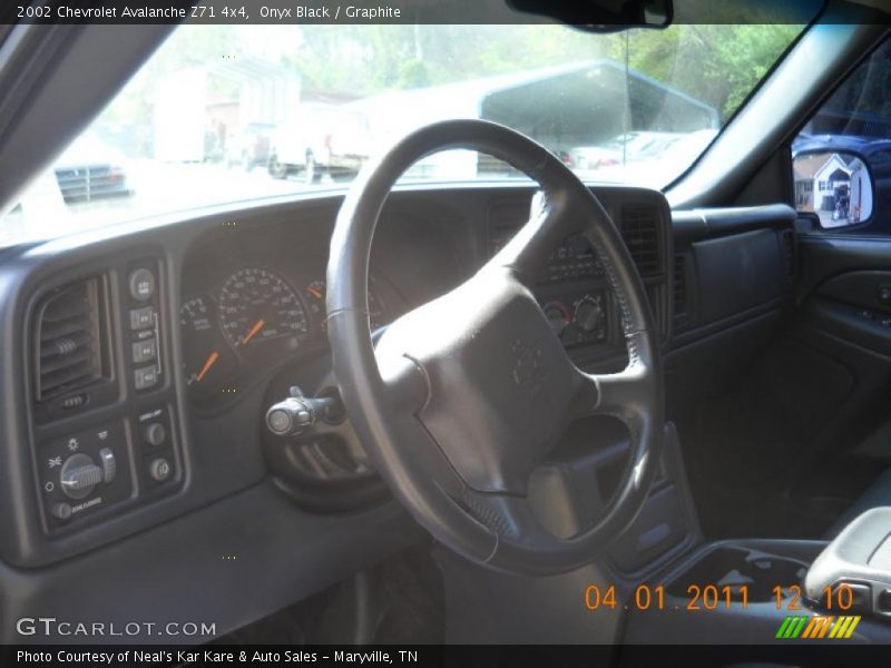 Onyx Black / Graphite 2002 Chevrolet Avalanche Z71 4x4