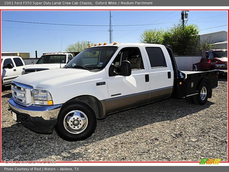 Oxford White / Medium Parchment 2001 Ford F350 Super Duty Lariat Crew Cab Chassis