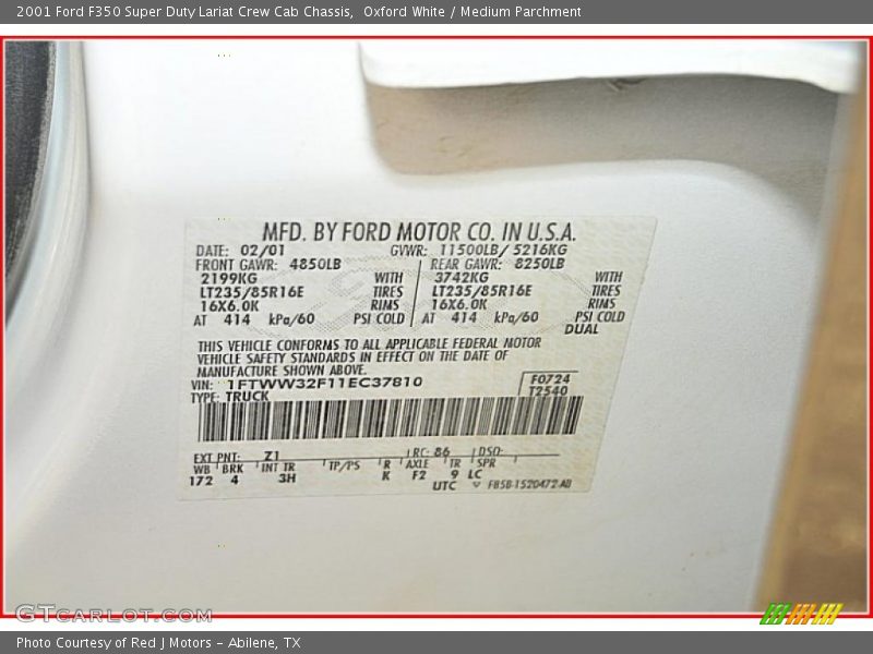 Oxford White / Medium Parchment 2001 Ford F350 Super Duty Lariat Crew Cab Chassis