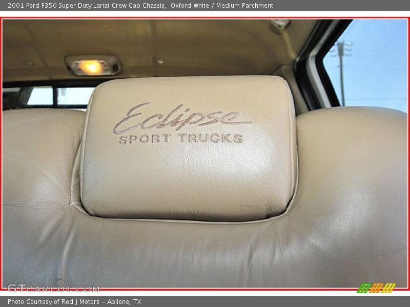 Oxford White / Medium Parchment 2001 Ford F350 Super Duty Lariat Crew Cab Chassis